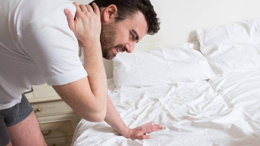 Durma como um bebê e acorde sem dor no pescoço com estes travesseiros ergonômicos de R$ 80 que alinham sua coluna