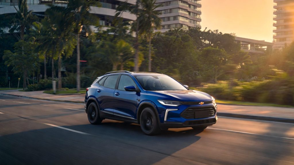 A união perfeita entre motor elétrico e etanol faz deste novo SUV nacional o maior pesadelo dos postos de combustíveis