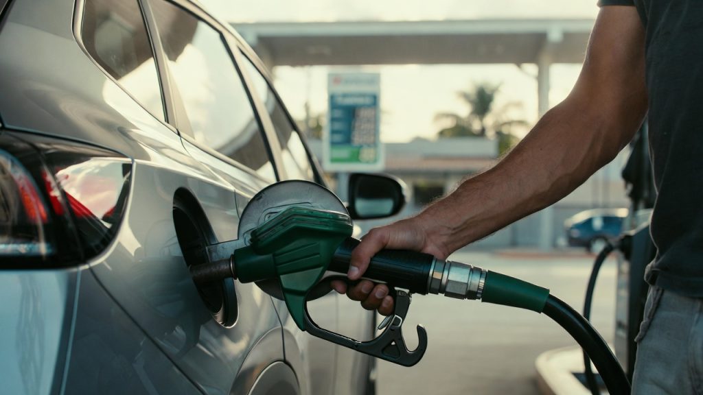 A união perfeita entre motor elétrico e etanol faz deste novo SUV nacional o maior pesadelo dos postos de combustíveis