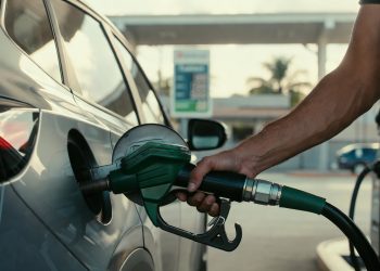 A união perfeita entre motor elétrico e etanol faz deste novo SUV nacional o maior pesadelo dos postos de combustíveis