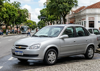 Chevrolet Classic de 15 mil reais e seu custo-benefício