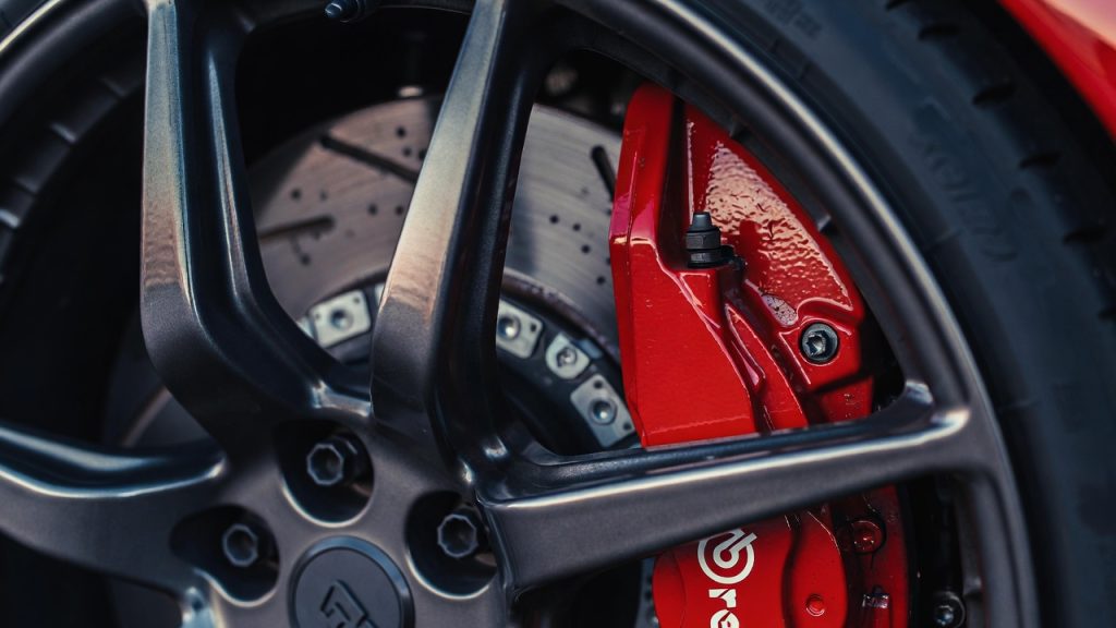 Novo esportivo japonês ressuscita nome icônico dos anos 80 com motor híbrido de alta performance