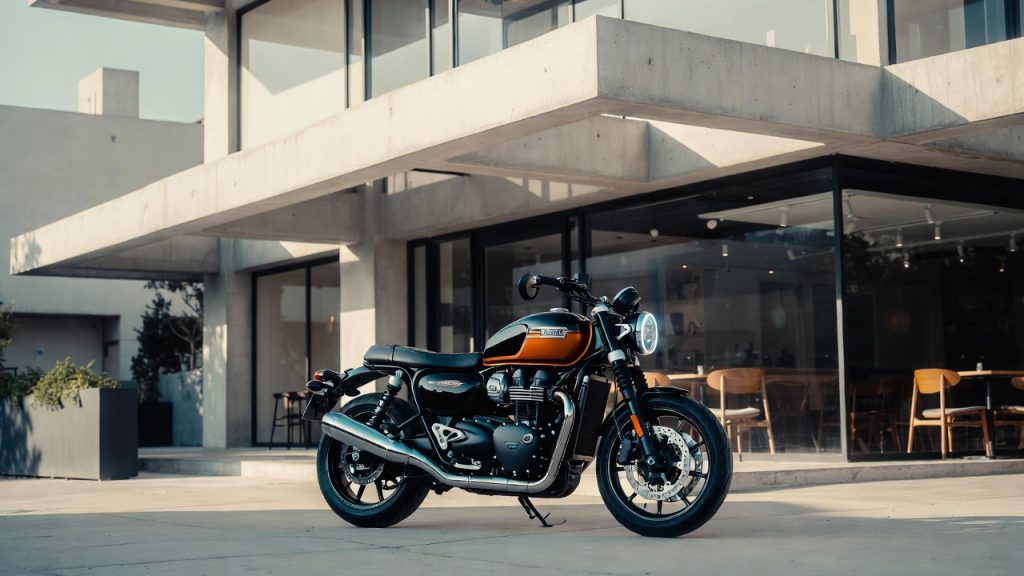 Nova moto de marca britânica para iniciantes chega com preço de modelo popular