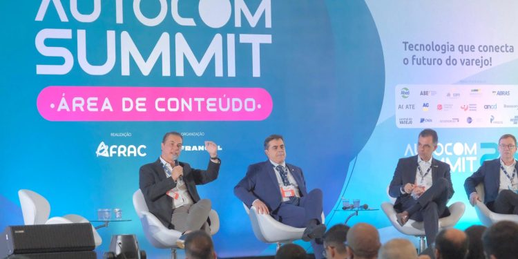 Setor de serviços será o 'perdedor' da reforma tributária com alíquota dobrada, diz presidente da Abrasel