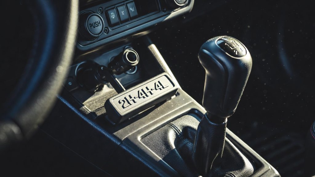 Jipe compacto de marca japonesa ganha versão de 5 portas e gera filas de espera no exterior