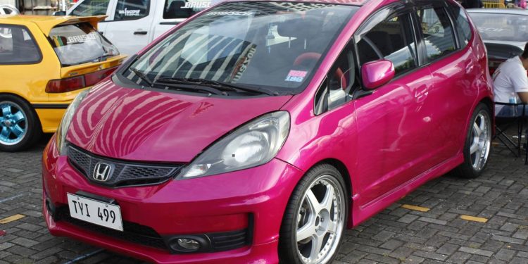 Honda Fit de primeira geração: espaço de SUV com preço de popular - Créditos: depositphotos.com / WE_S
