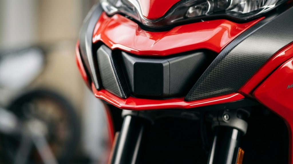 Tecnologia de MotoGP em uma aventureira faz esta máquina italiana ser a surpresa definitiva para os viajantes