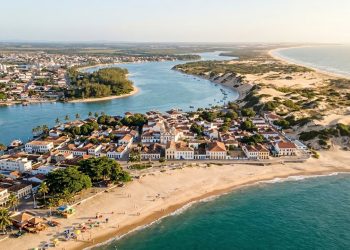 Aposentados que procuram tranquilidade e praias calmas encontram nesta cidade do ES um refúgio perfeito com águas mornas