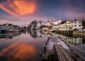 Espalhada por ilhotas no Ártico, a vila de pescadores em Henningsvær é um dos centros mais pitorescos e fotografados de todo o arquipélago de Lofoten