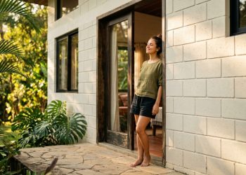 Sistema de paredes para isolamento térmico