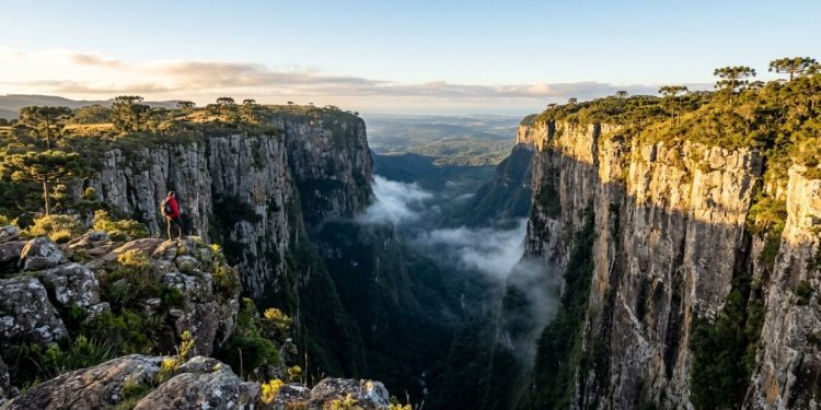 Formação geológica e ecoturismo no desfiladeiro sulista