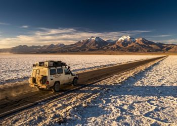 A 2.757 metros de altitude, a estrada que leva ao Paso de Jama