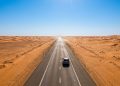 Por que a Highway 10 saudita é a estrada reta mais longa do mundo e por que dirigir nela é tão perigoso mentalmente