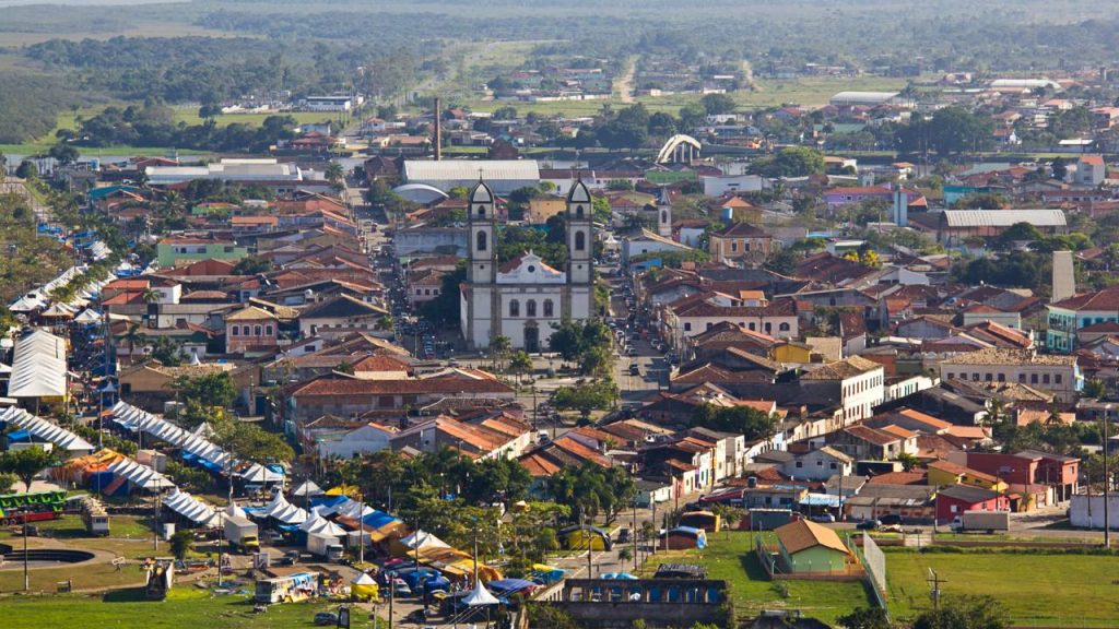 Fundada em 1538 no litoral sul paulista, a cidade histórica da região surge como um verdadeiro museu de arquitetura a céu aberto