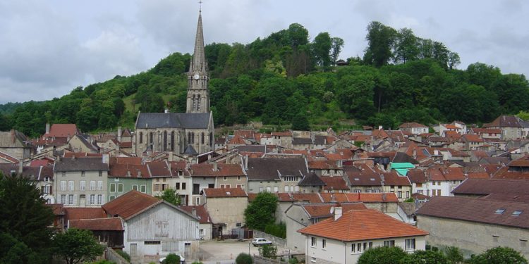 Joinville se destaca como um dos principais polos industriais do Sul do Brasil segundo dados do IBGE - Wikimedia Commons