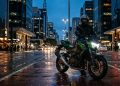 Tecnologia de pista em uma moto para o dia a dia faz este modelo de 400cc ser a maior surpresa para novos pilotos
