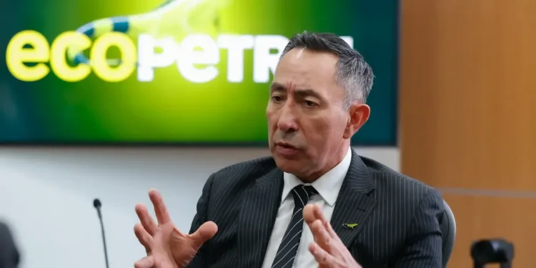 Ecopetrol afasta presidente em meio a acusações de tráfico de influência