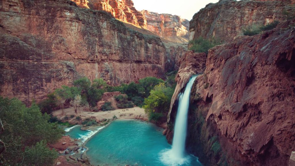 A única comunidade isolada no fundo do Grand Canyon onde os moradores recebem correspondências diárias entregues por mulas
