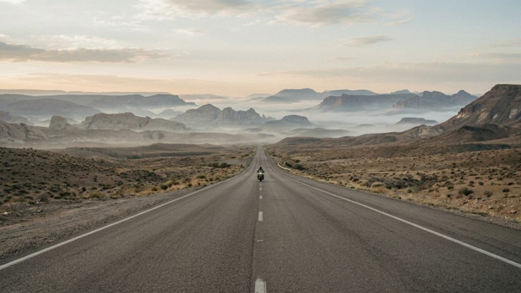 Estilo estradeiro de luxo por metade do preço das rivais faz esta nova moto de 650cc ser a mais desejada do país