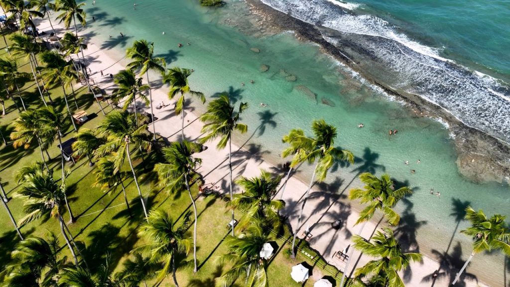 Litoral econômico brasileiro com opções de lazer acessíveis em Pernambuco e no Rio - Créditos: depositphotos.com / Cristian_Lourenco