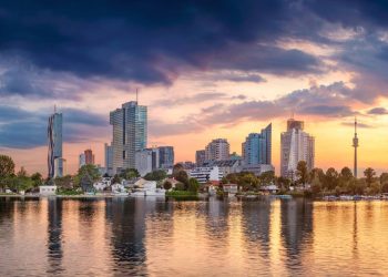 Com seus suntuosos palácios e história imperial, a capital austríaca virou o maior centro da música clássica e da arquitetura barroca do mundo
