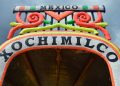 Fundado pelos astecas em 1300, o complexo de canais em Xochimilco sobrevive como a Veneza mexicana e um marco histórico de agricultura flutuante
