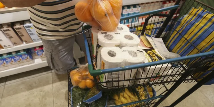 Consumo nos lares sobe 1,92% no 1º trimestre, diz ABRAS