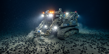 Os robôs submarinos blindados que estão a varrer o fundo do oceano pacífico em busca das pedras negras que vão alimentar os veículos do futuro
