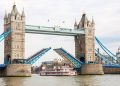 Tower Bridge em Londres
