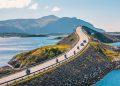 A rodovia na Noruega possui 8 pontes sobre o oceano; com 8,3 km de extensão, ela é a rota mais impressionante da costa atlântica