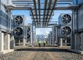 O exaustor colossal de 50 metros de altura erguido no Texas e na Escócia que aspira milhões de metros cúbicos de ar poluído e transforma o carbono gasoso em combustível sintético para aviões e camiões