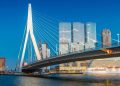 Com um mastro de 139 metros de altura e 802 metros de extensão, a ponte em Roterdã surge como o maior símbolo da arquitetura moderna holandesa