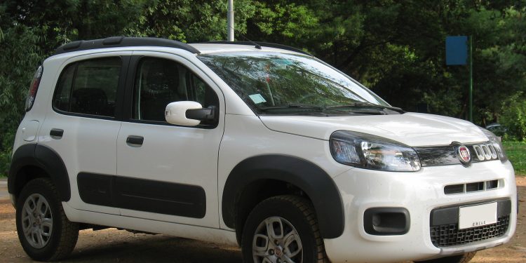 Fiat Uno Way usado - Wikimedia Commons