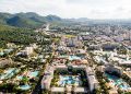 A cidade brasileira erguida sobre o maior manancial de águas termais do mundo que impulsiona um império hoteleiro de piscinas ferventes