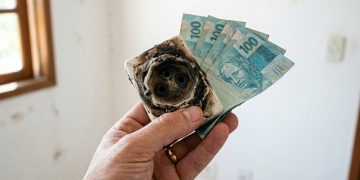 Quanto custa trocar toda a fiação elétrica de uma casa antiga em 2026, e quando o quadro de energia vira o maior problema