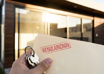 Quanto um pedreiro cobra para construir uma edícula de 25 m² nos fundos da casa em 2026, e o que é preciso regularizar?