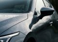 Hatch compacto com consumo de estrada acima de muito SUV mostra por que carro baixo ainda tem espaço nas garagens