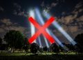 As novas leis de poluição luminosa nesses três países estão proibindo luzes direcionadas para o céu