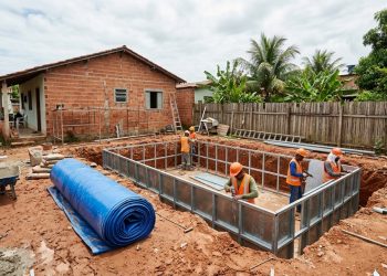 Comparação de tipos de piscina por material e custo por metro quadrado