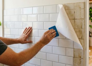 o revestimento autocolante que renova cozinhas sem obra e virou tendência em 2026