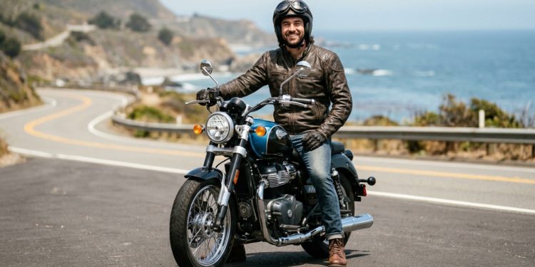 A custom estradeira que entrega o visual das clássicas dos anos 60 com freios ABS e um motor que não vibra em viagens longas