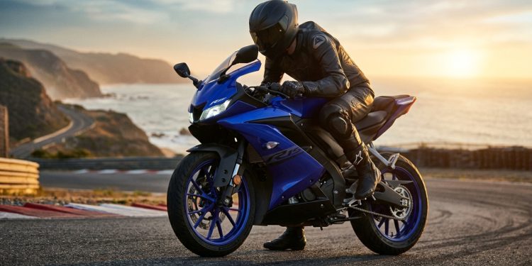 Tecnologia de pista por menos de R$ 25 mil coloca esta Yamaha como a esportiva de entrada que mais chama atenção no Brasil