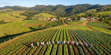 A isolada comunidade agrícola no interior de Minas Gerais construída e governada exclusivamente por mais de 300 mulheres