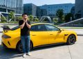 Design inspirado em supercarros europeus e tecnologia de smartphone fazem o novo sedan elétrico ser o assunto do momento