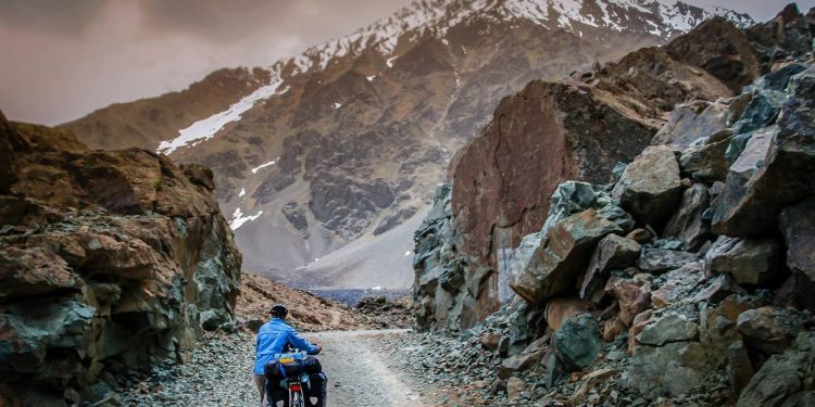 Com 3.738 metros de altitude, a passagem de Shandur no Paquistão surge como o palco do festival de polo mais alto de todo o mundo