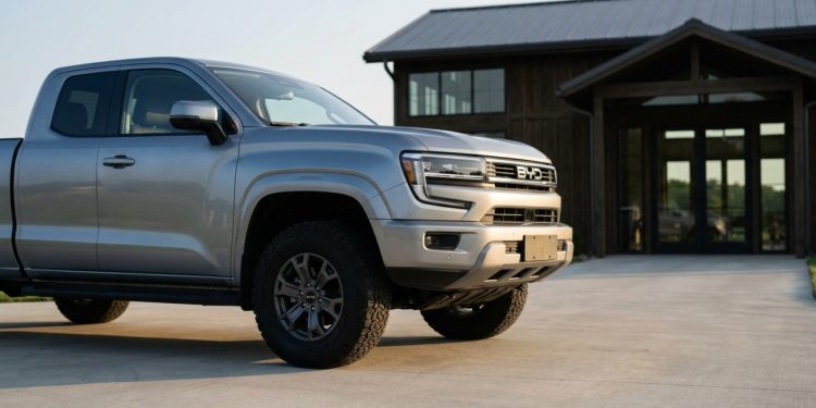 A picape híbrida chinesa que chegou para cutucar o diesel com força de sobra e silêncio de elétrico