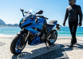 Design futurista e motor vibrante marcam a chegada da nova esportiva de média cilindrada focada no equilíbrio perfeito