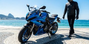 Design futurista e motor vibrante marcam a chegada da nova esportiva de média cilindrada focada no equilíbrio perfeito