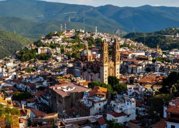 Fundada em 1529 nas montanhas, esta cidade colonial mexicana ficou mundialmente famosa pela extração de prata e ruas de pedra