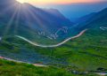 Com 90 km de extensão e curvas a 2.042 metros, a Transfagarasan é o trajeto de asfalto mais cênico e desafiador dos Cárpatos romenos